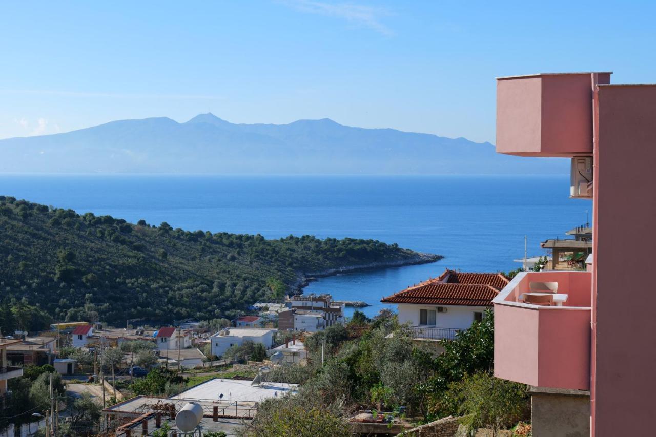 Pink Holiday Sarandë Exteriör bild