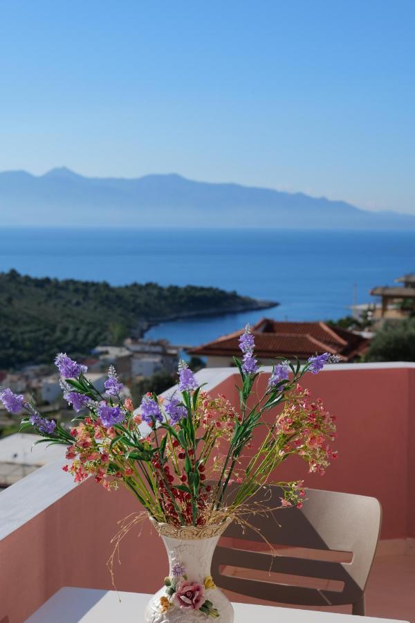 Pink Holiday Sarandë Exteriör bild